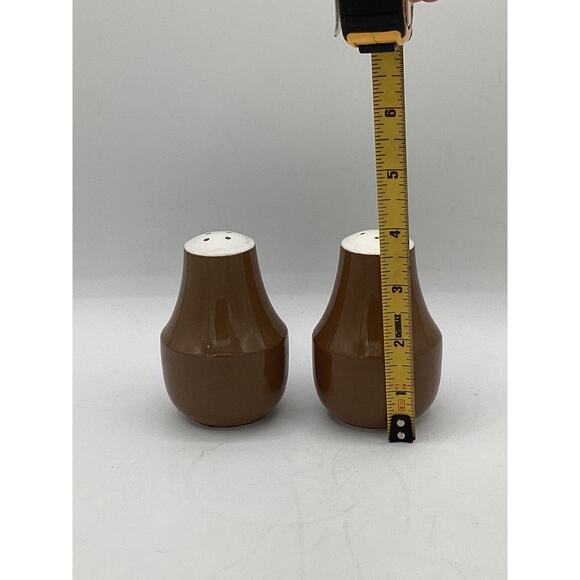 Mid Century Modern Pottery Ceramic Brown & White Salt & Pepper Shaker Set MCM - Picture 2 of 3